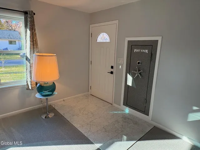 $409,900 | 15 Maywood Drive, Glenville, NY 12302