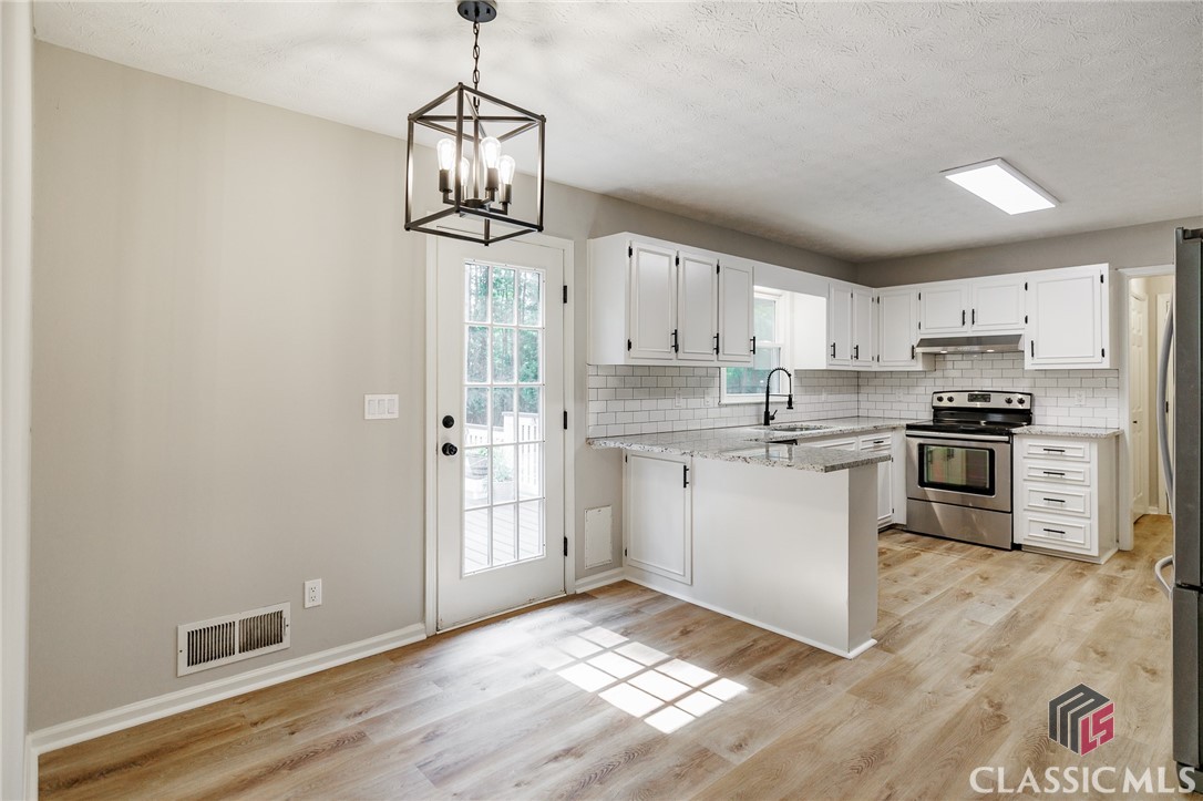 870 Rutherford Drive Dacula, GA 30019 - Photo 16 of 62 Gallery Image 16