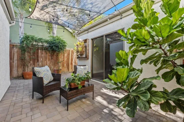 $1,200,000 | 3305 Vivienda Circle, Carlsbad, CA 92009