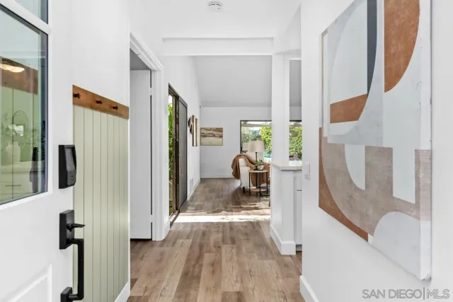 $1,200,000 | 3305 Vivienda Circle, Carlsbad, CA 92009