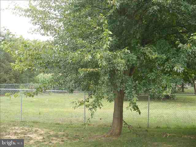 9 Adams Road Carlisle, PA 17015 - Photo 3 of 5 Gallery Image 3