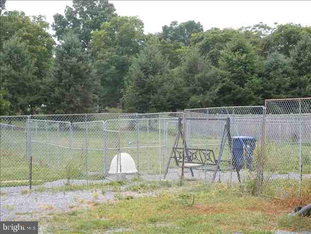 9 Adams Road Carlisle, PA 17015 - Photo 5 of 5 Gallery Image 5