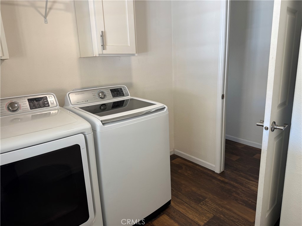 657 Lebec Road, Unit 36 Lebec, CA 93243 - Photo 11 of 20 a utility room with dryer and washer