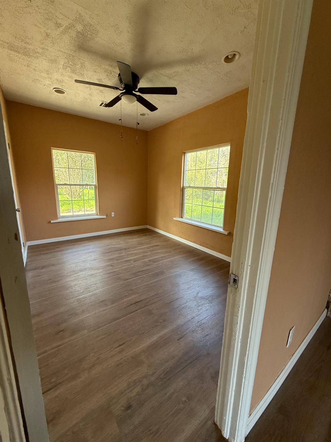 1824 California Avenue Modesto, CA 95358 - Photo 17 of 43