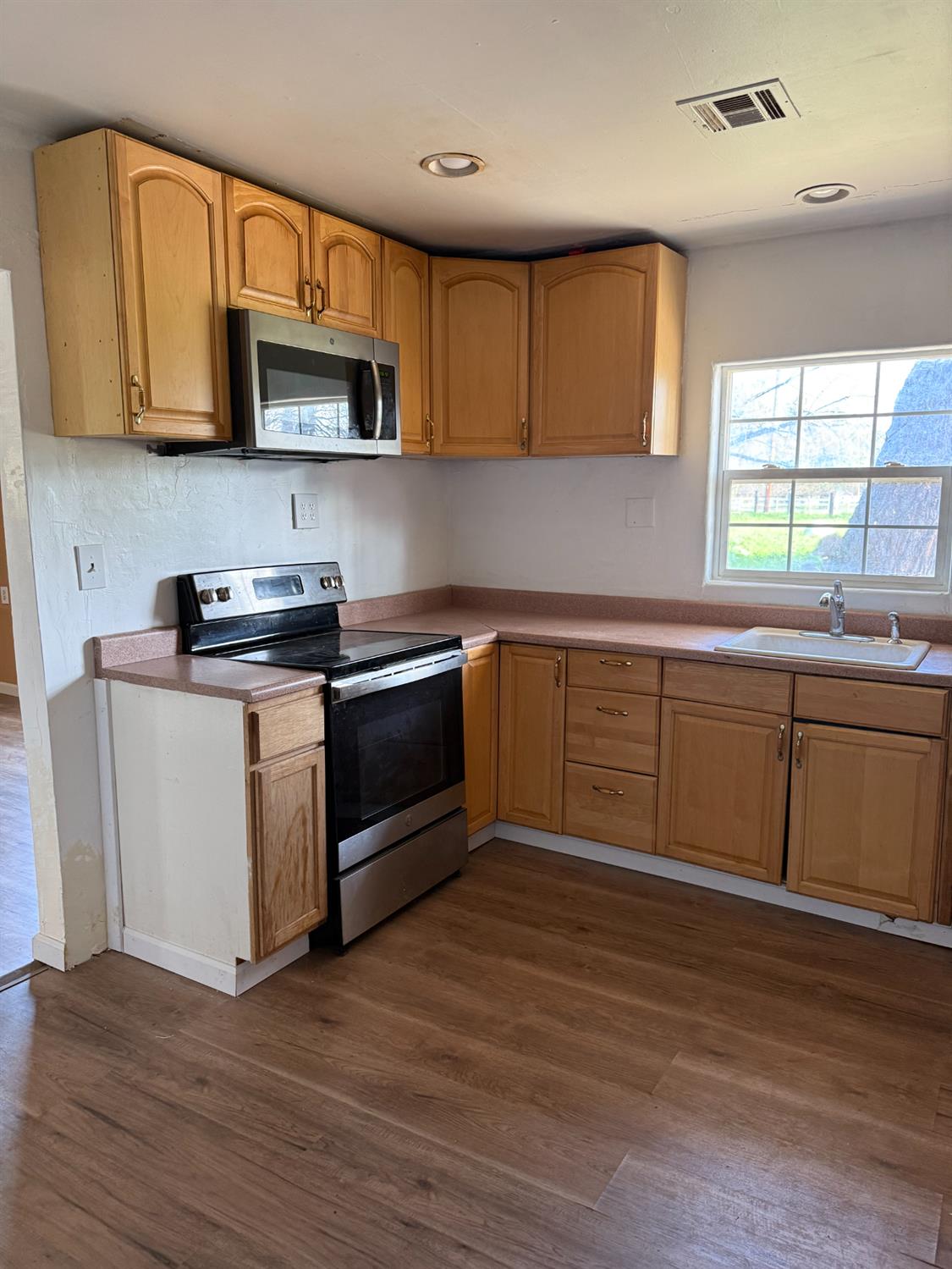 1824 California Avenue Modesto, CA 95358 - Photo 18 of 43