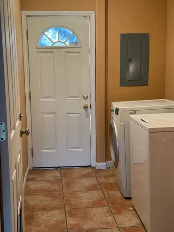 $721,500 | 1824 California Avenue, Modesto, CA 95358