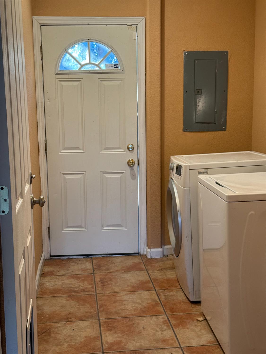 1824 California Avenue Modesto, CA 95358 - Photo 25 of 43