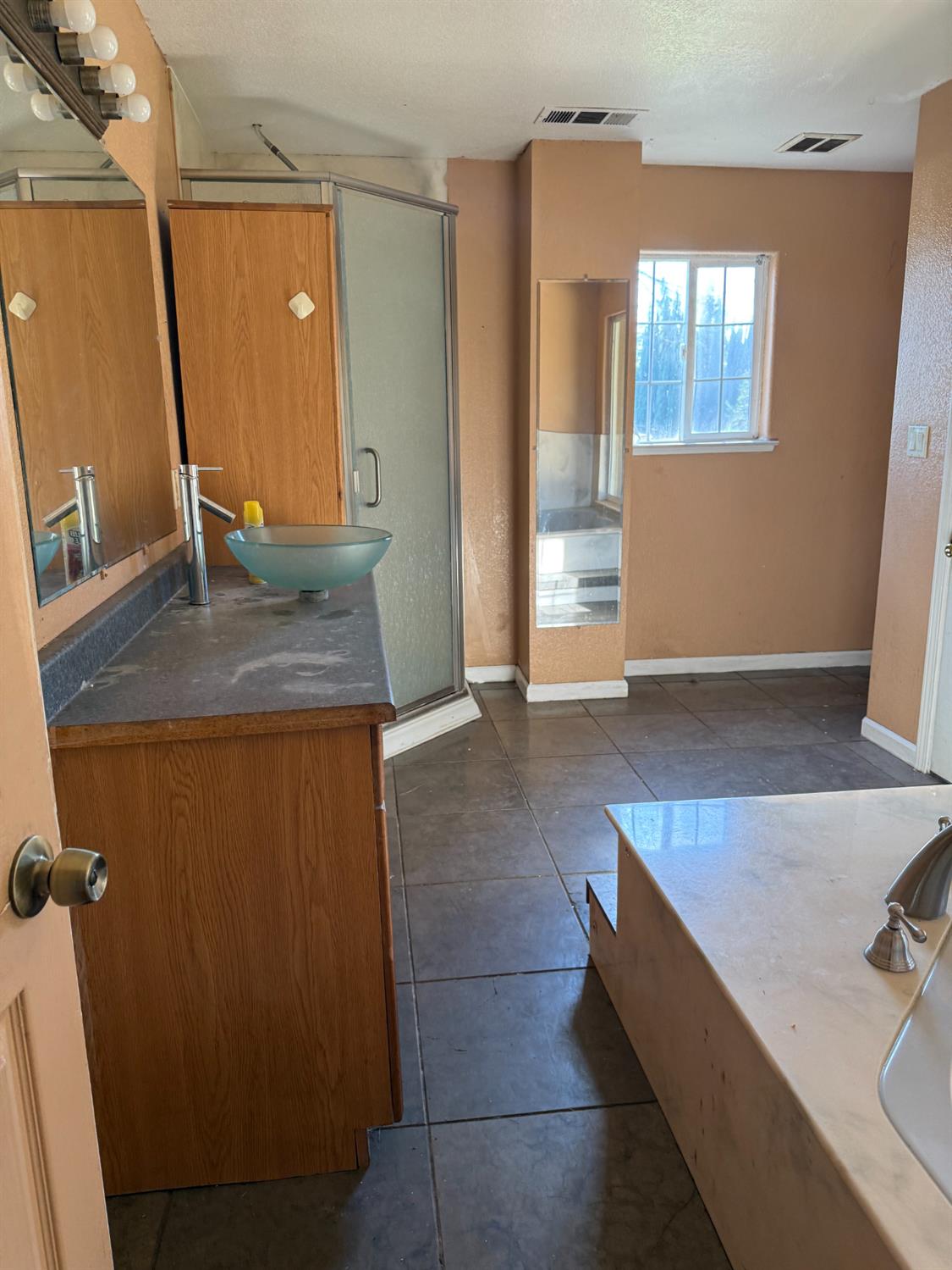 1824 California Avenue Modesto, CA 95358 - Photo 30 of 43