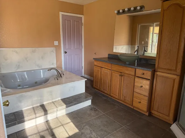 $721,500 | 1824 California Avenue, Modesto, CA 95358