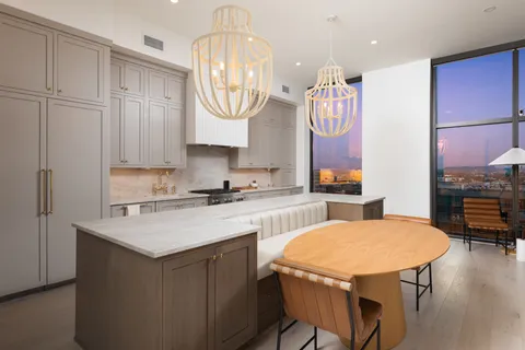 $2,900,000 | 1212 Demonbreun Street, Unit 2802, Nashville, TN 37203