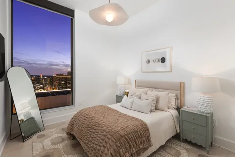 $2,900,000 | 1212 Demonbreun Street, Unit 2802, Nashville, TN 37203