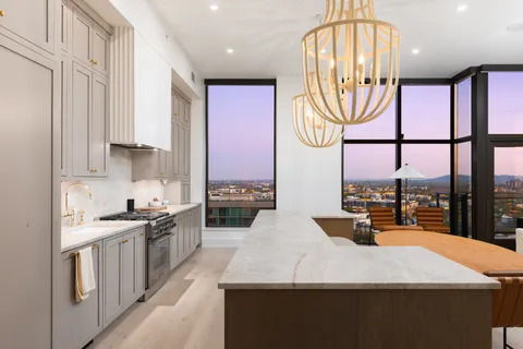 $2,900,000 | 1212 Demonbreun Street, Unit 2802, Nashville, TN 37203