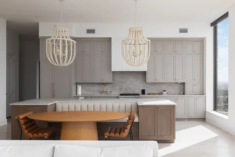 $2,900,000 | 1212 Demonbreun Street, Unit 2802, Nashville, TN 37203