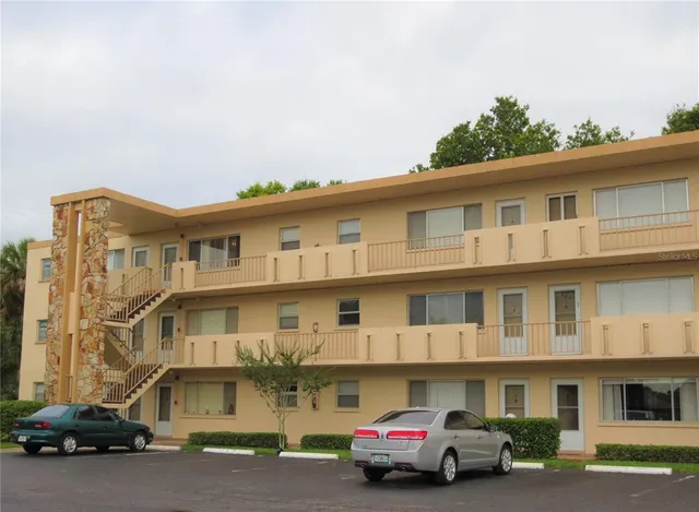 $1,380 | 4480 Ironwood Circle, Unit 302A, Bradenton, FL 34209