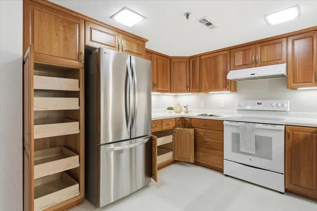 $179,900 | 625 19th Street Northwest, Unit 103, Rochester, MN 55901