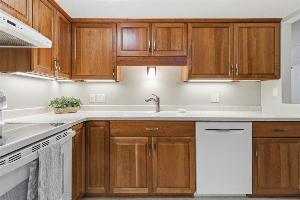 625 19th Street Northwest, Unit 103 Rochester, MN 55901 - Photo 13 of 47