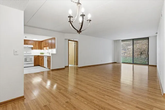 $179,900 | 625 19th Street Northwest, Unit 103, Rochester, MN 55901