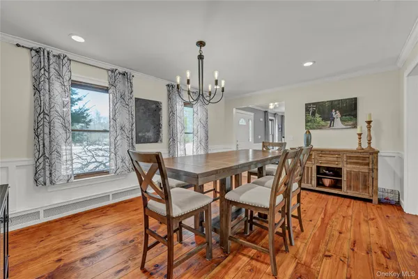 $699,900 | 6 Eisenhower Court, Hopewell Junction, NY 12533