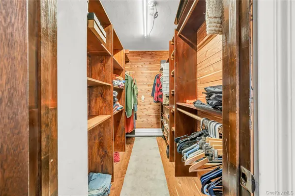 $699,900 | 6 Eisenhower Court, Hopewell Junction, NY 12533