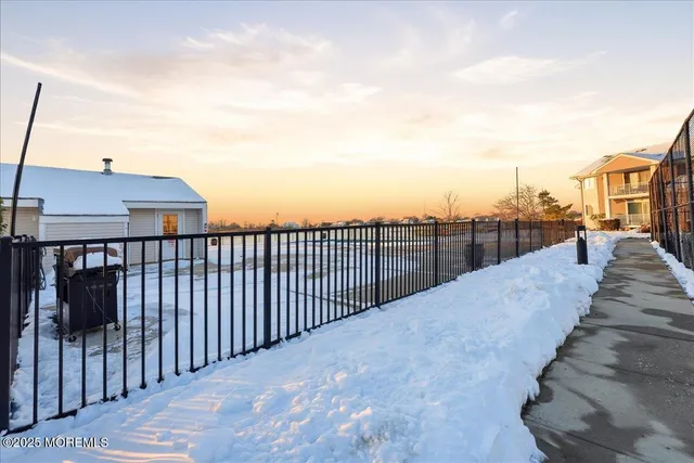 $500,000 | 50 Valentine Street, Unit 25B, Monmouth Beach, NJ 07750