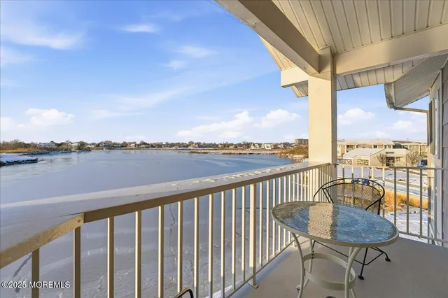 $500,000 | 50 Valentine Street, Unit 25B, Monmouth Beach, NJ 07750