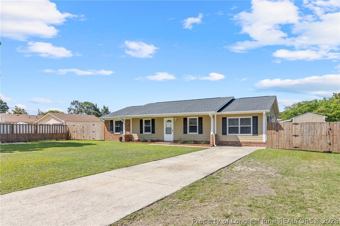 5938 Spinner Road Hope Mills, NC 28348 - Photo 2 of 35