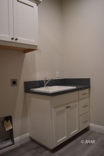 136 Rainshadow Court Ridgecrest, CA 93555 - Photo 15 of 35 Gallery Image 15