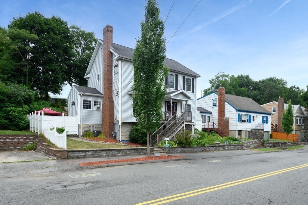 60 Harris Road Lynn, MA 01904 - Photo 5 of 35 Gallery Image 5