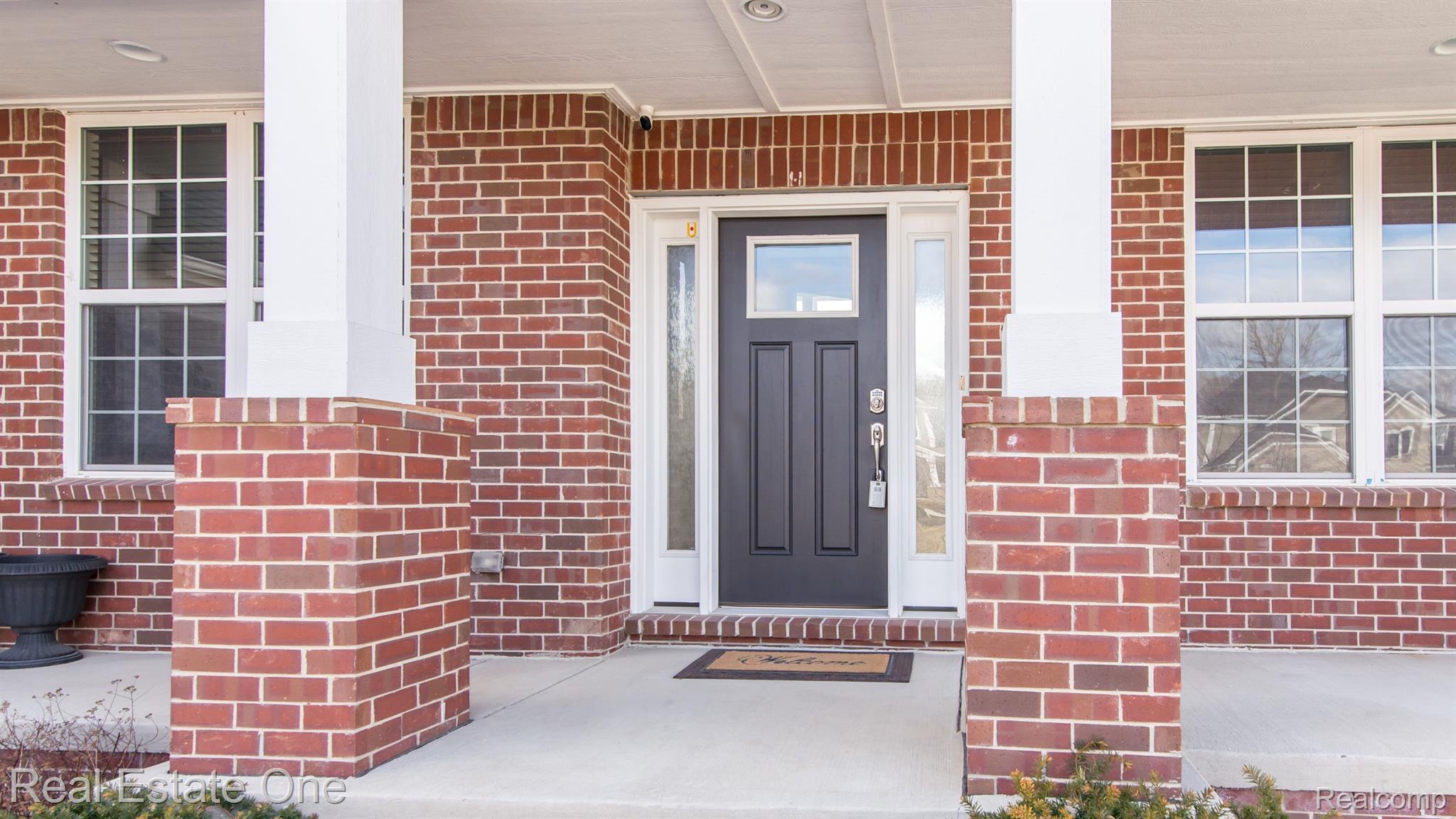 2227 North Hickory Ridge Court Canton, MI 48187 - Photo 3 of 70 Gallery Image 3