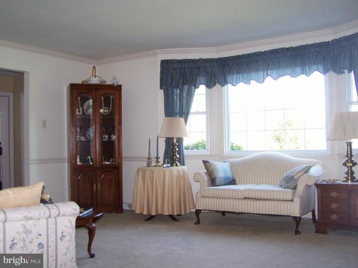 4533 Campbell Road Pennsburg, PA 18073 - Photo 3 of 21