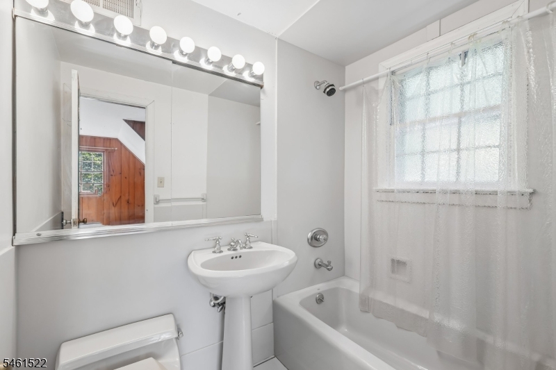 3 Orchard Street Butler, NJ 07405 - Photo 16 of 50 Gallery Image 16