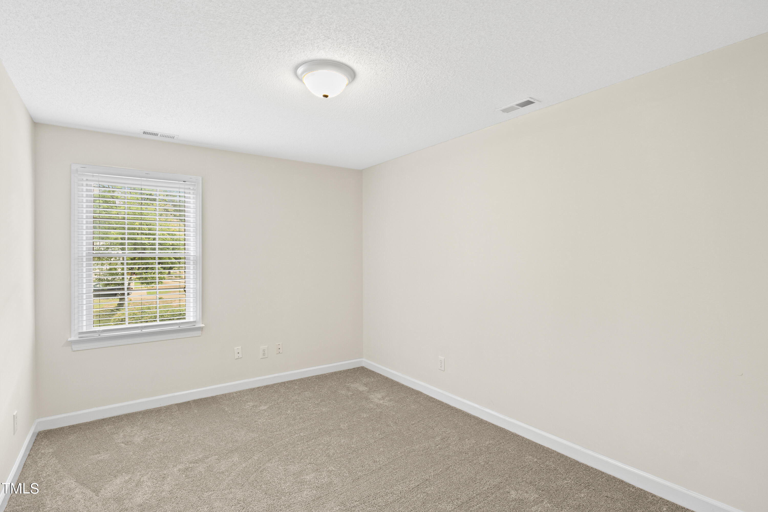 1226 Shadow Bark Court Raleigh, NC 27603 - Photo 23 of 28 30-202406061226 Shadowbark037