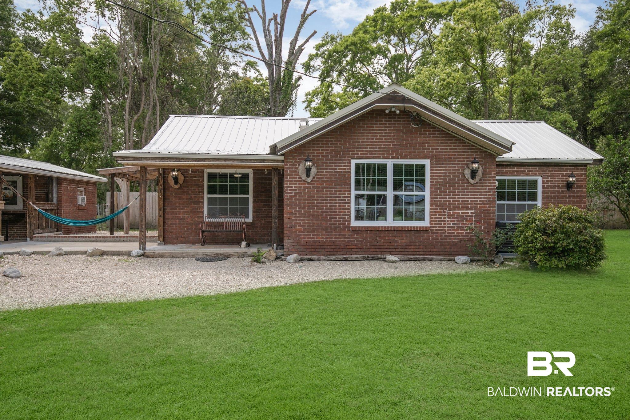305 9th Avenue Mobile, AL 36611 - Photo 4 of 40