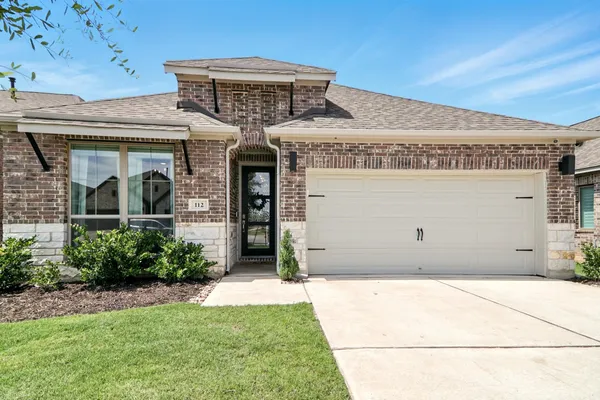 $391,400 | 112 Rosemary Court, Bastrop, TX 78602