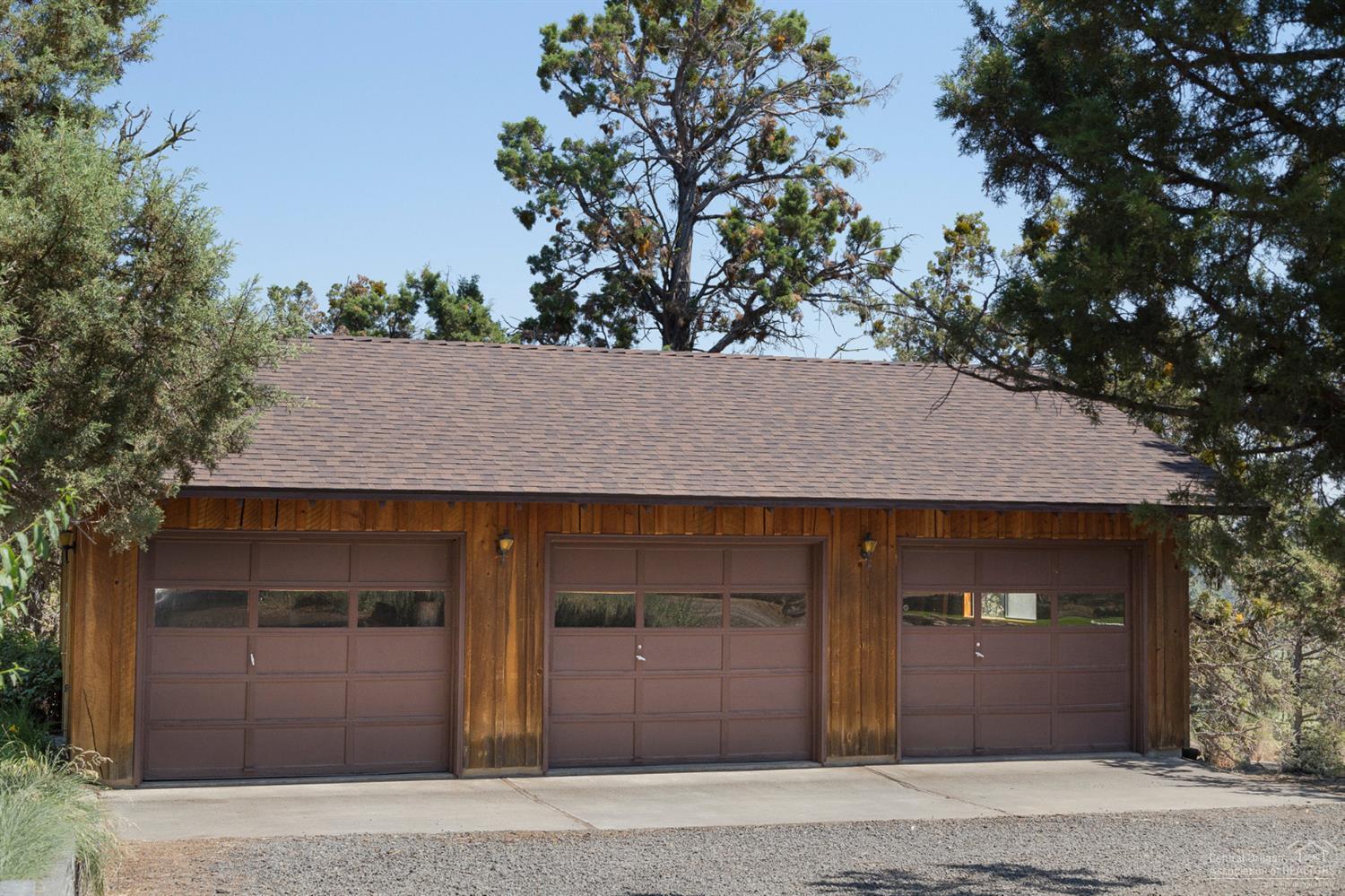 19115 Innes Market Road Bend, OR 97703 - Photo 7 of 25 Additional Photo