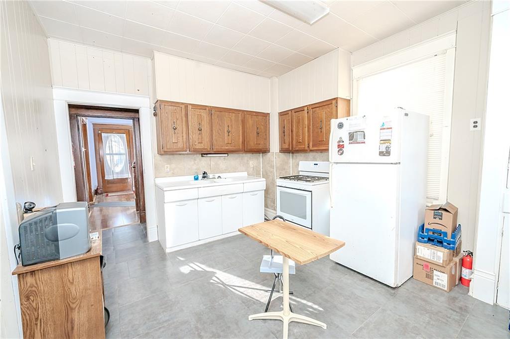 454 Water Street Indiana, PA 15701 - Photo 8 of 28 Gallery Image 8