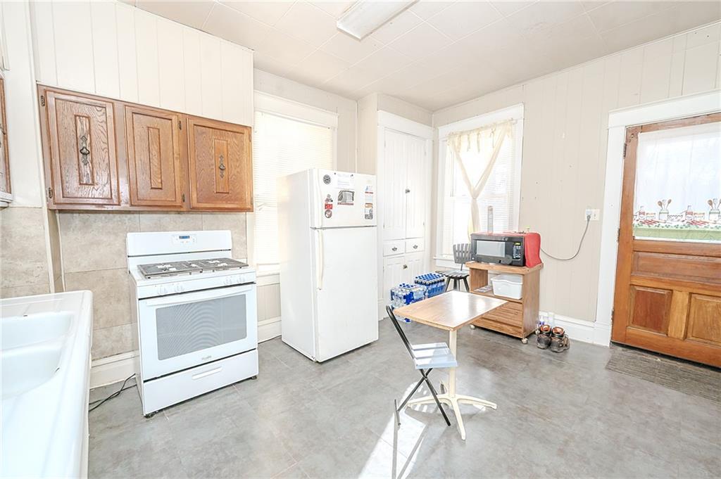 454 Water Street Indiana, PA 15701 - Photo 9 of 28 Gallery Image 9
