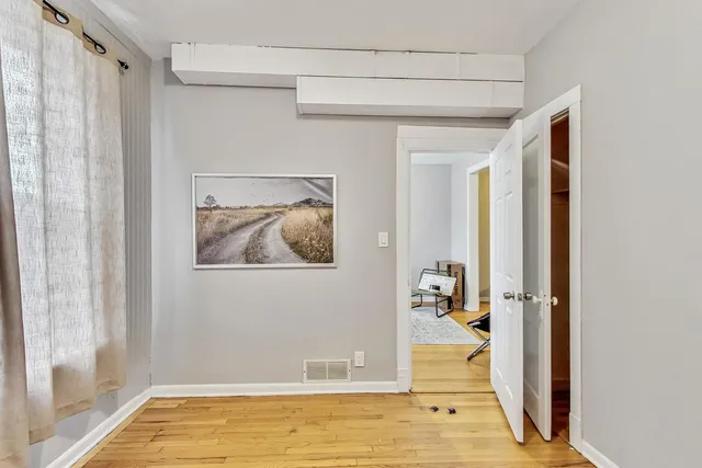 $1,050,000 | 3814 North Clark Street, Chicago, IL 60613