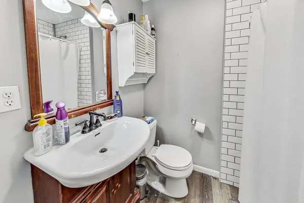 $1,050,000 | 3814 North Clark Street, Chicago, IL 60613