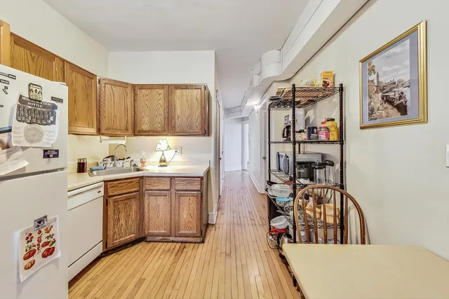 $1,050,000 | 3814 North Clark Street, Chicago, IL 60613