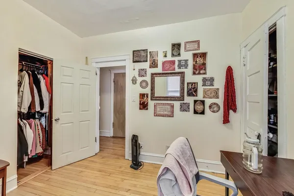 $1,050,000 | 3814 North Clark Street, Chicago, IL 60613
