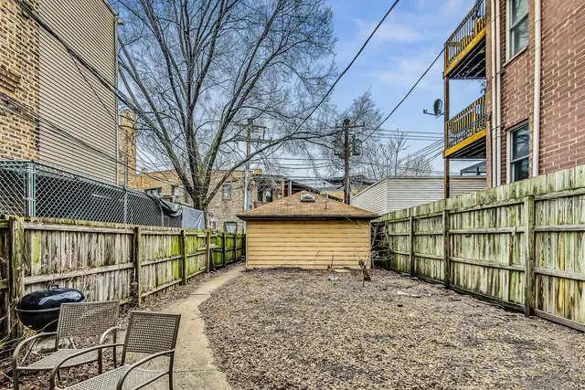 $1,050,000 | 3814 North Clark Street, Chicago, IL 60613