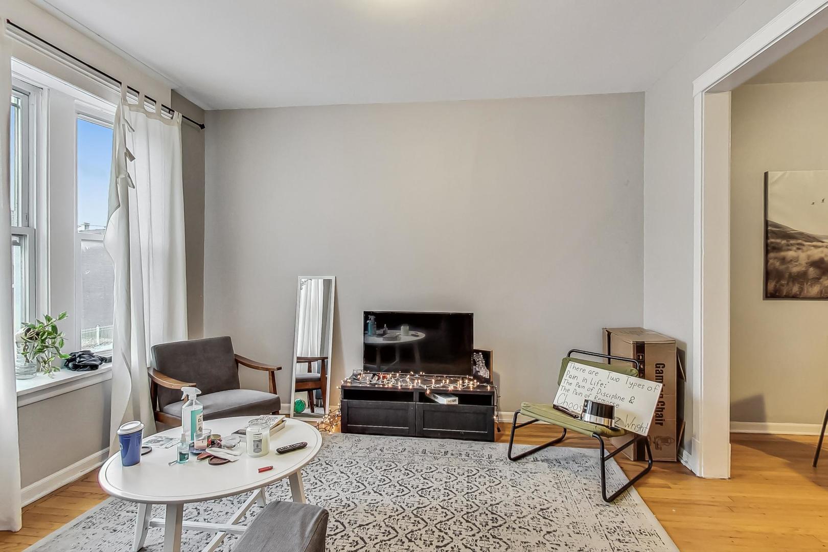 3814 North Clark Street Chicago, IL 60613 - Photo 8 of 28