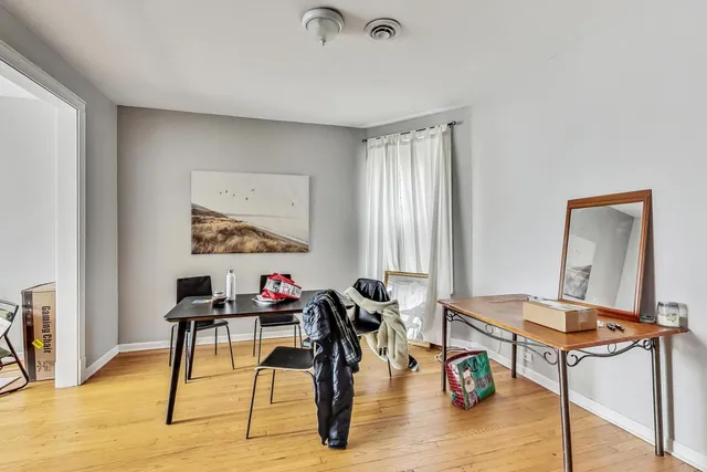 $1,050,000 | 3814 North Clark Street, Chicago, IL 60613