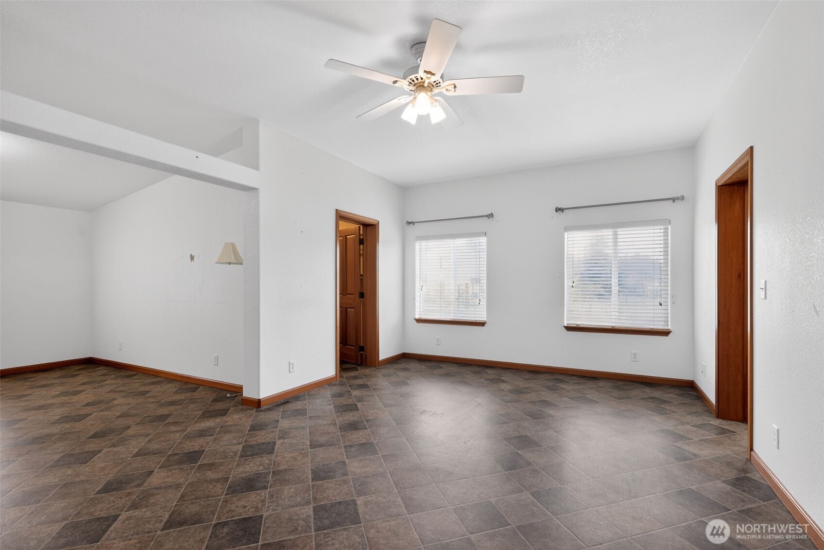 402 Parrish Road Sequim, WA 98382 - Photo 12 of 40
