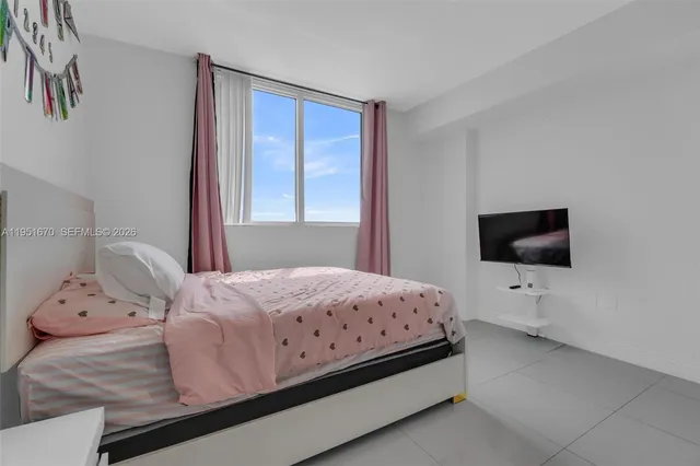 $380,000 | 1861 Northwest S River Drive, Unit 1207, Miami, FL 33125