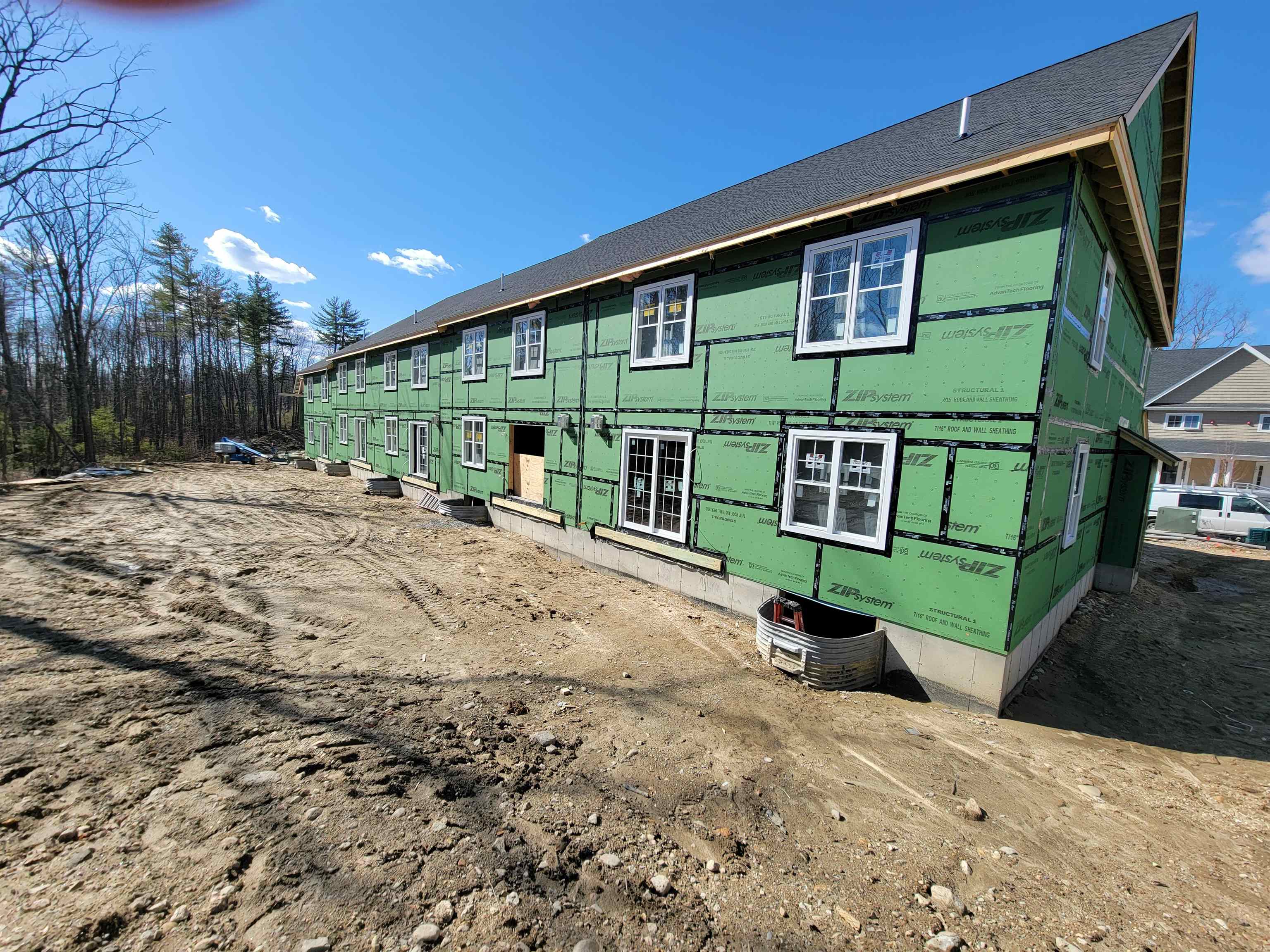85 Forestedge Way Manchester, NH 03102 - Photo 35 of 39