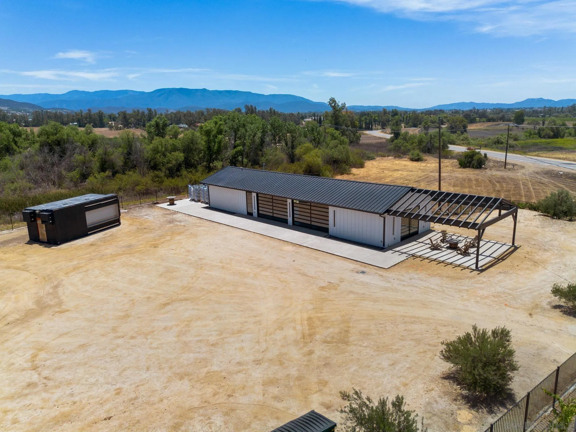 36051 East Benton Road, Unit 1 Temecula, CA 92592 - Photo 27 of 42