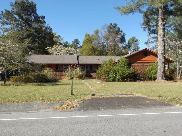 350 Walnut Street Salley, SC 29137 - Photo 1 of 15