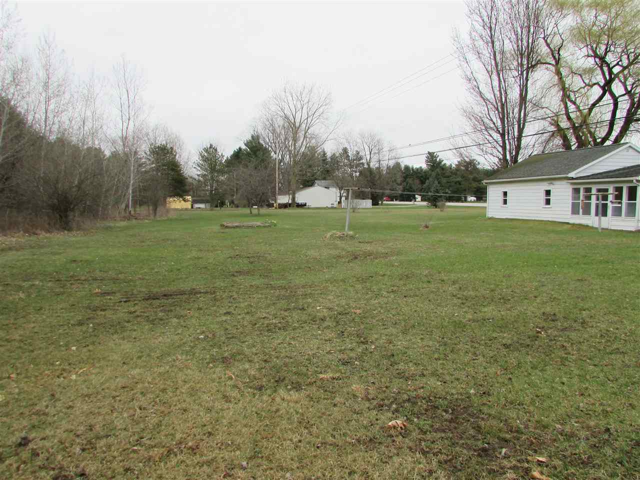 8675 East Pickard Road Mount Pleasant, MI 48858 - Photo 39 of 46 1830207-38.JPG